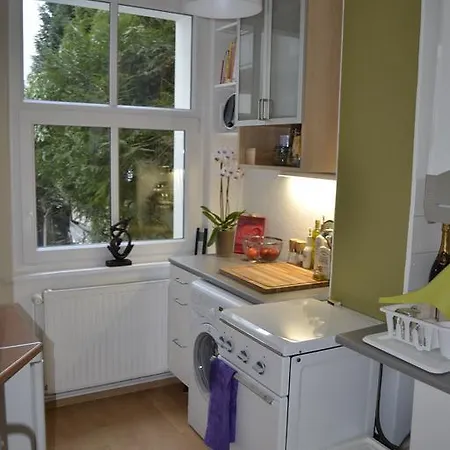 Zv2001 Private & - Agency Homestay Hannover