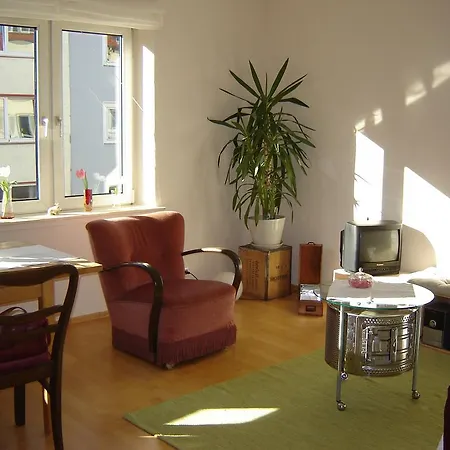 Zv2001 Private & - Agency Homestay Hannover